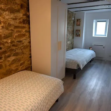 Apartament Les Remparts De . F3 Intramuros. Avec Wifi Dinan